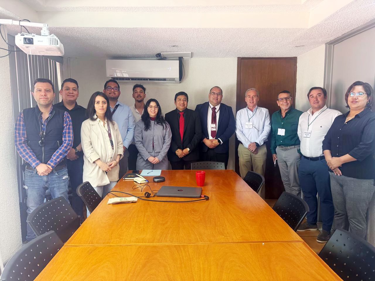 Reunión con Subdelegado de Administración del ISSSTE